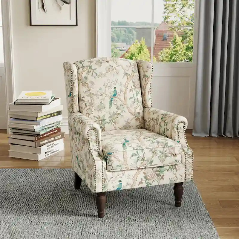 Wingback-Akzentstuhl mit Nagelkopfbesatz