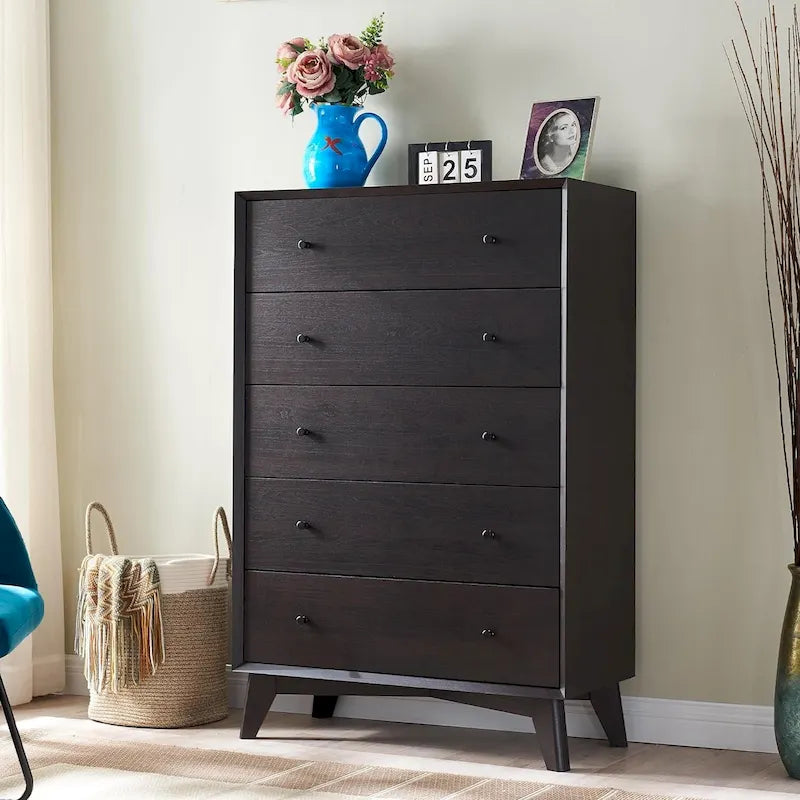 Cómoda com 5 gavetas e pernas de estilo moderno de meados do século